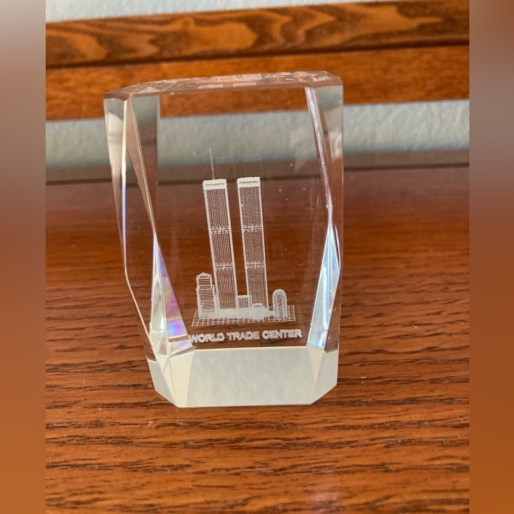 World Trade Center New York Paperweight WTC Twin Towers